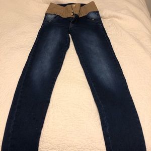 JEANS BY GROOVER